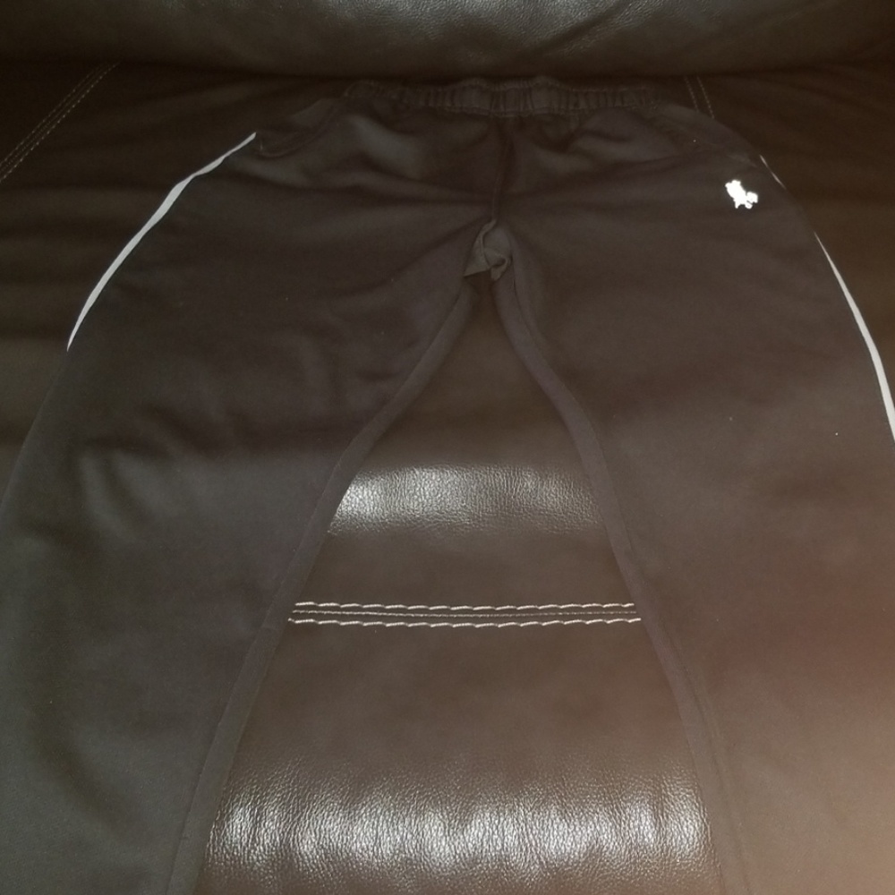 Kids sweat suit Authentic.